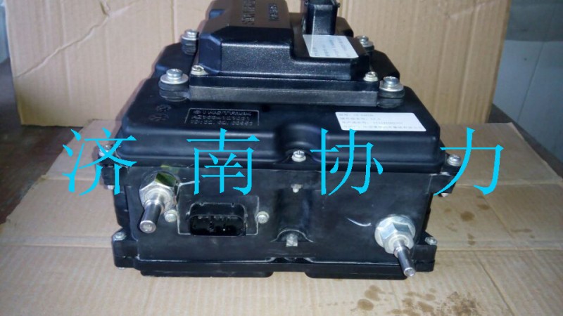 AZ1034121035,尿素泵箱控制集成系統(tǒng)(新),濟(jì)南明鉅汽車(chē)配件有限公司（原濟(jì)南協(xié)力）